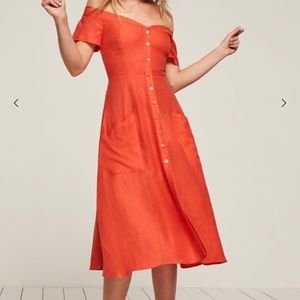 Reformation dress xs in play condition